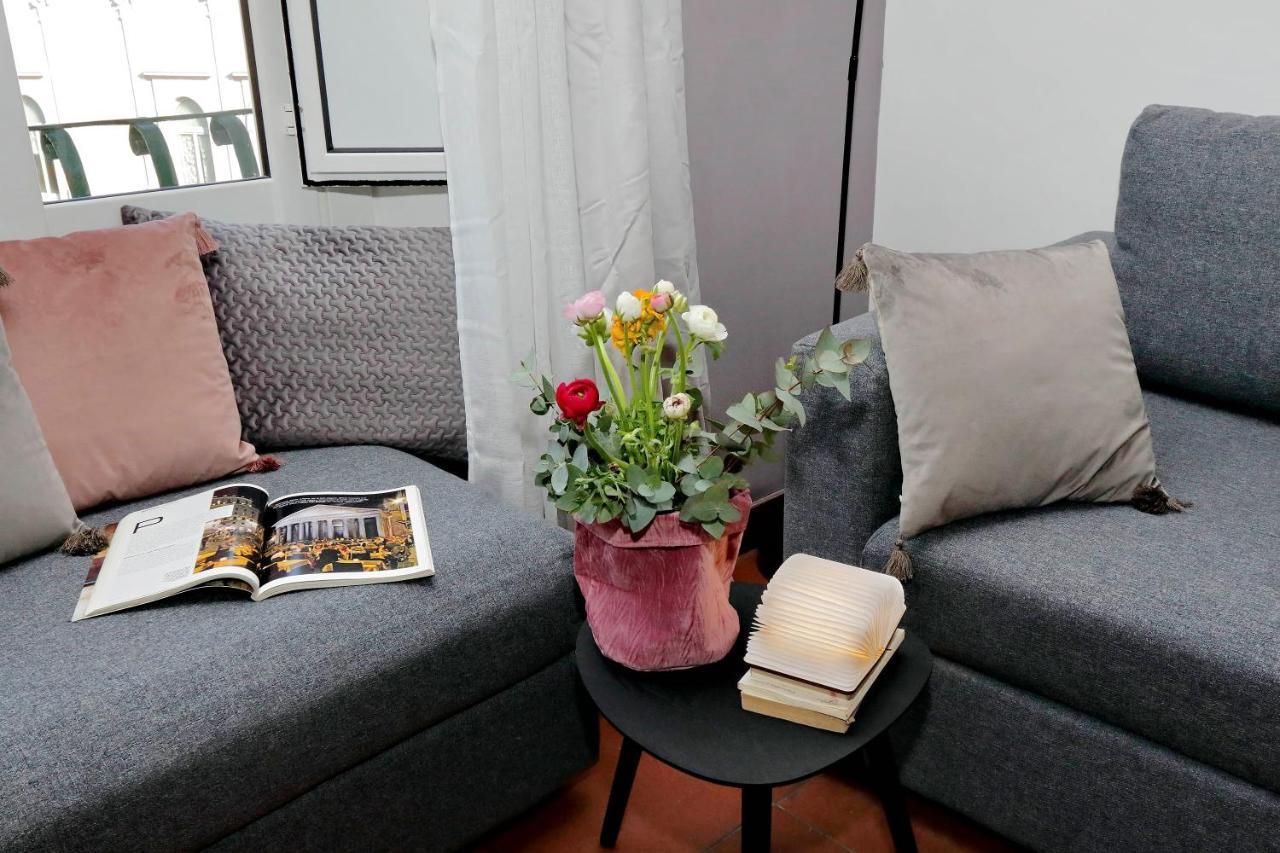Campo De Fiori Apartment โรม ภายนอก รูปภาพ