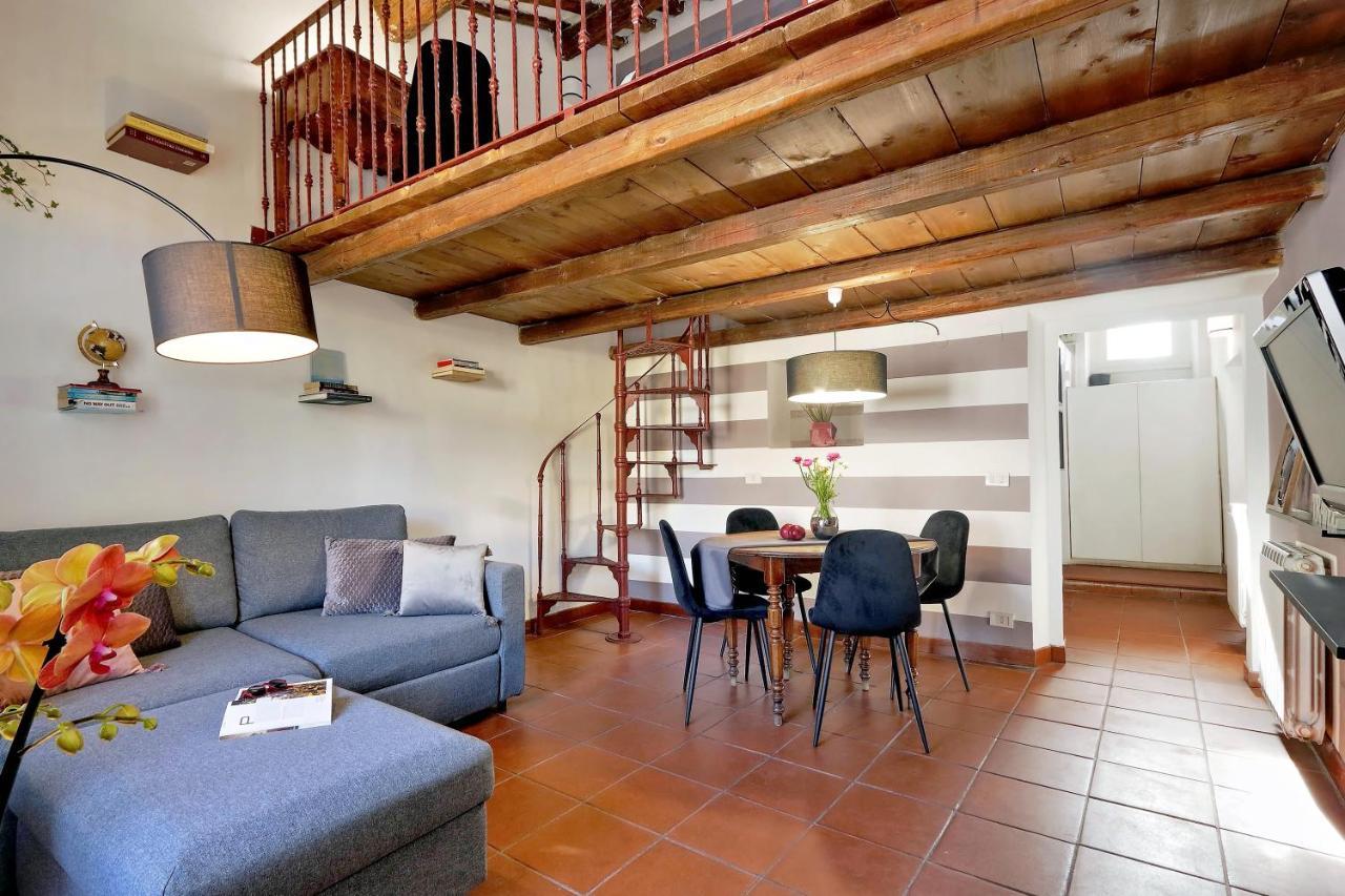 Campo De Fiori Apartment โรม ภายนอก รูปภาพ