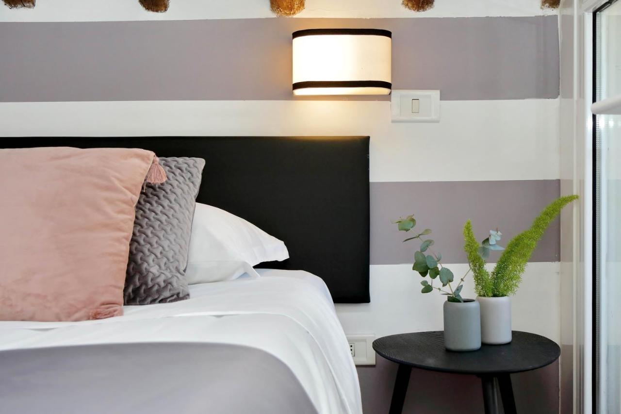 Campo De Fiori Apartment โรม ภายนอก รูปภาพ