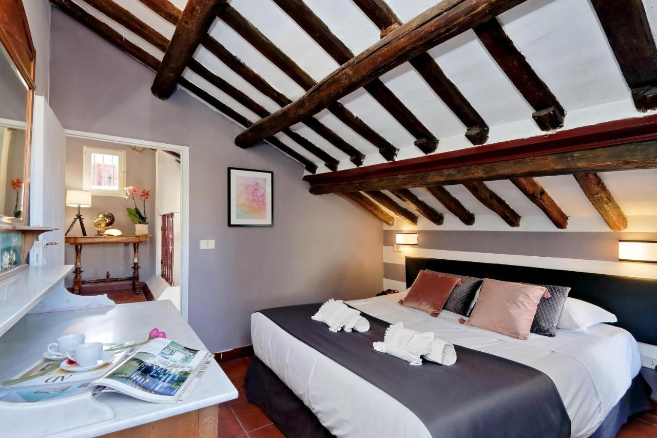 Campo De Fiori Apartment โรม ภายนอก รูปภาพ