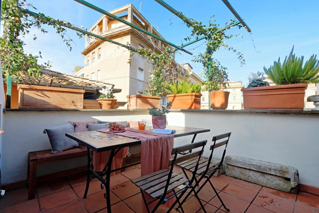 Campo De Fiori Apartment โรม ภายนอก รูปภาพ
